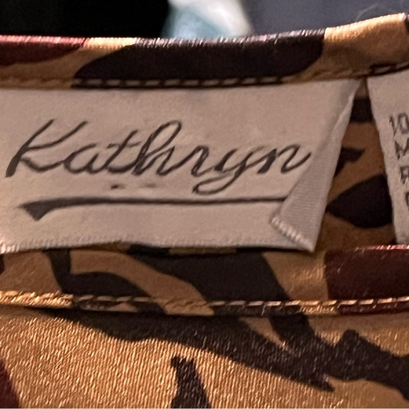 Sleepwear Set Brown Animal Print Satin Like Cropped Tank W/matching Pants Sz Sm - Picture 5 of 8